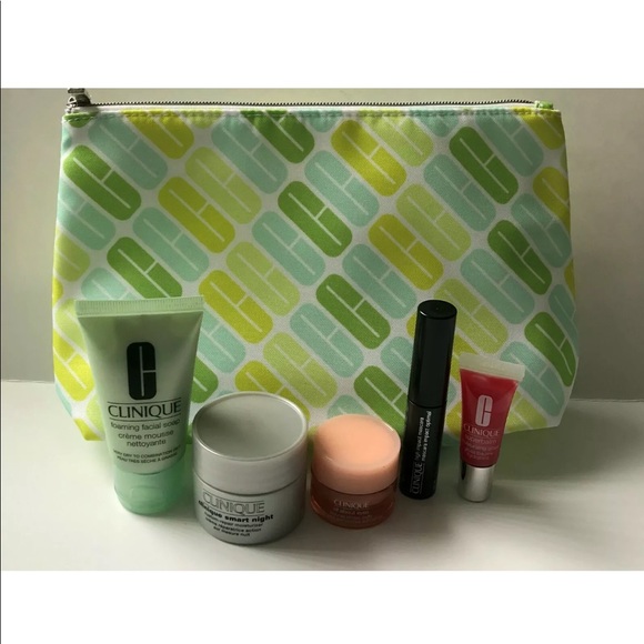 Clinique Other - Clinique Gift Set with Bag
